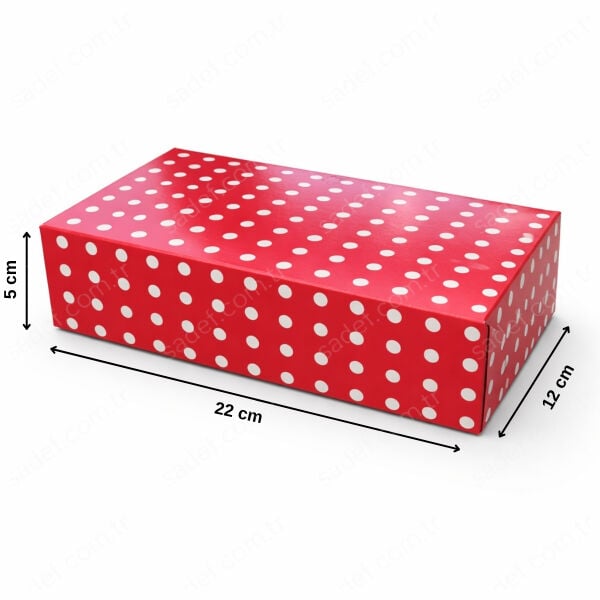 PUANTİYELİ FOLYOLU KURU PASTA KUTUSU 0,5 KG ( 22X12X5 CM ) 100 AD