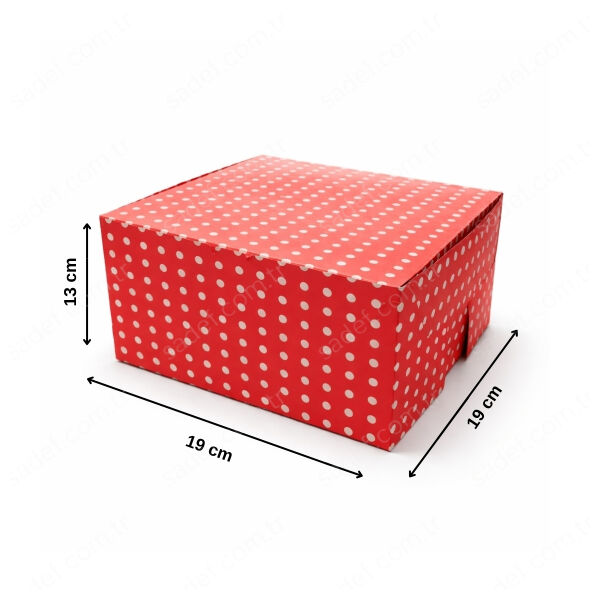 NO:0 KARE TURTA KUTUSU ( 19X19X13 CM ) 100 AD