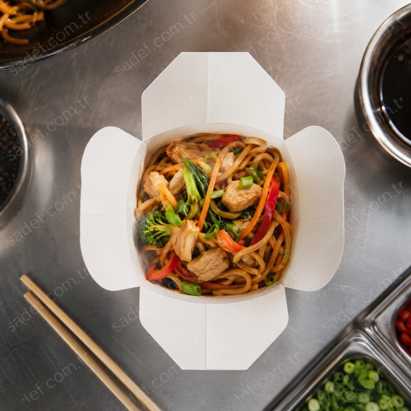 BEYAZ NOODLE BOX 26 OZ ( 750 ML ) KARTON ARNES 500 ADET